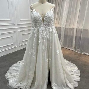 Plus size wedding dress